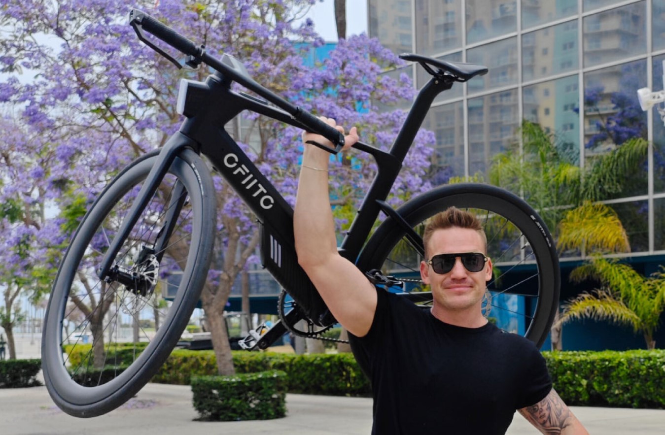 Urban Racer to idealny rower elektryczny dla przeciwników e-bike